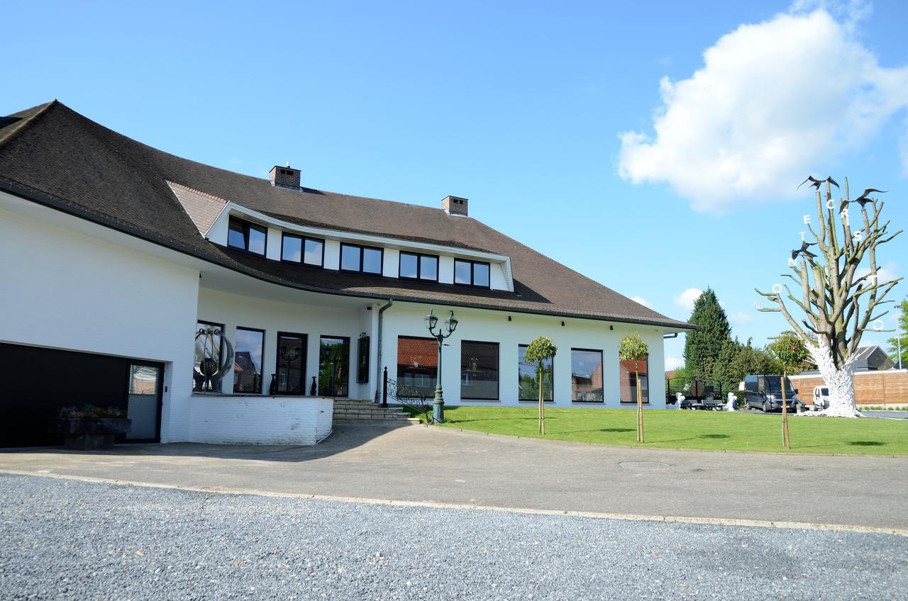 Hotel Monte Cristo Hoeselt Eksteriør bilde